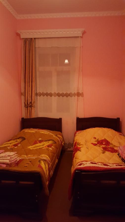 Raul Lushnu Darbaz Bed and Breakfast Μέστια Εξωτερικό φωτογραφία